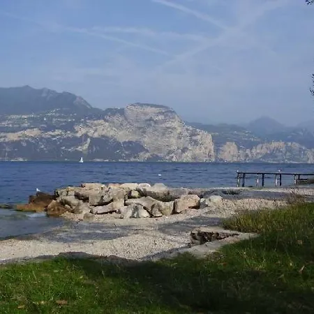 Rosmari Bilo 06 *